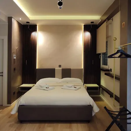Moma - Design Smart - Station Apartman Bari